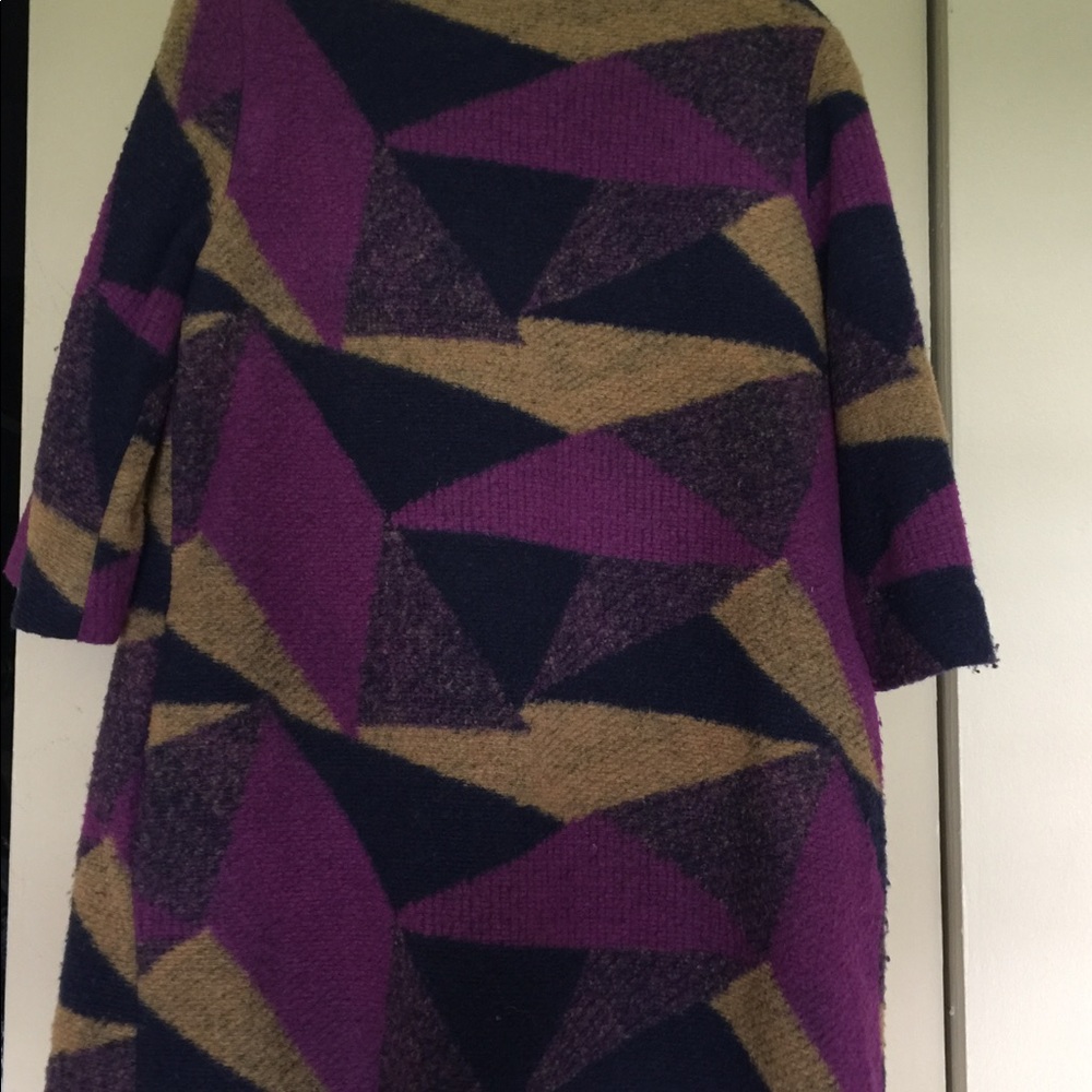 One-Of-A-kind Color Block Coat - Picture 5 of 6